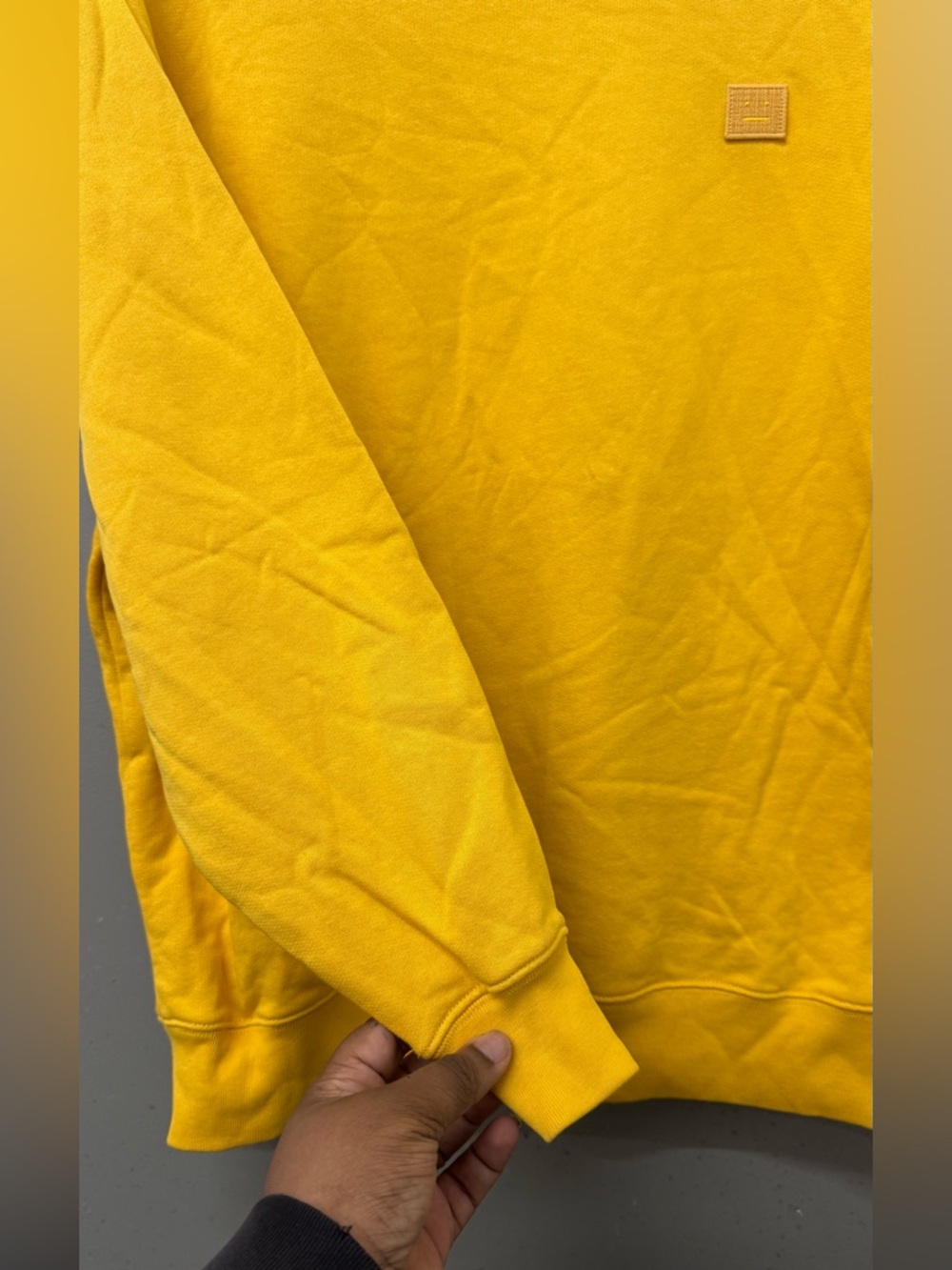 Acne Studios Fairview Face Mens XS Honey Yellow Fleeceback Crewneck Sweater - Picture 3 of 10